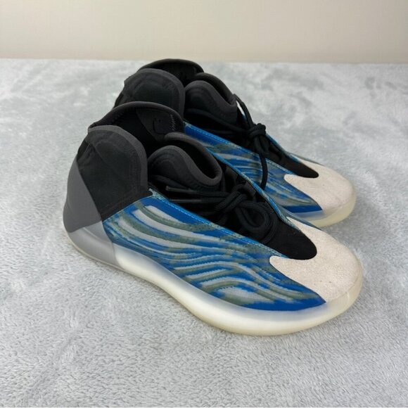 Adidas Yeezy NWOB Boost Quantum QNTM Frozen Blue GZ8872 Size 10.5 US Kanye West - Picture 1 of 13